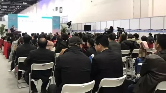 相遇和错过只在一个细微的瞬间