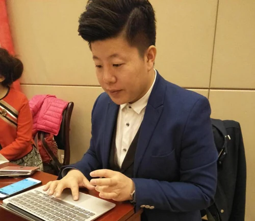 中康联合减肥医学研究院康奇益功能性服装研究中心——营战联盟美业万店连锁新模式康奇益健康内衣项目说明会