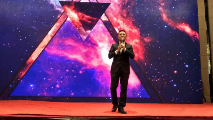 中康联合减肥医学研究院沈阳分院——玛姿宝0卡之星减肥大赛.启动仪式